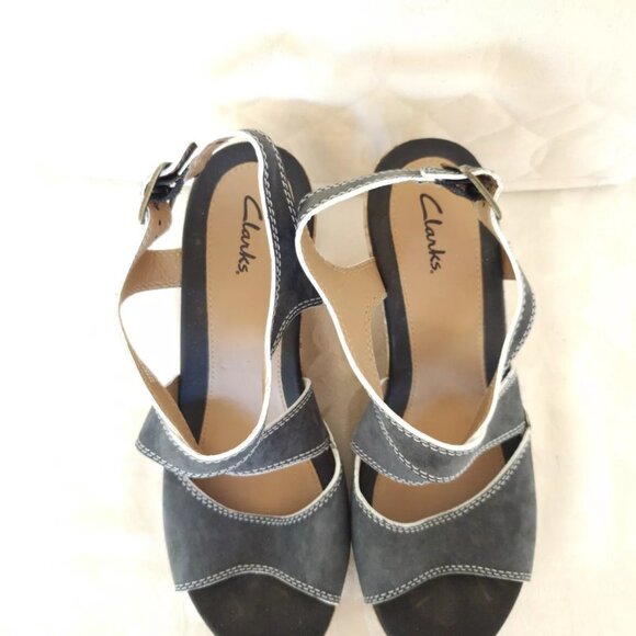 Womens Clarks Leather Wedge Sandals Shoes 10 M Blue Gray Buckle - Picture 8 of 12